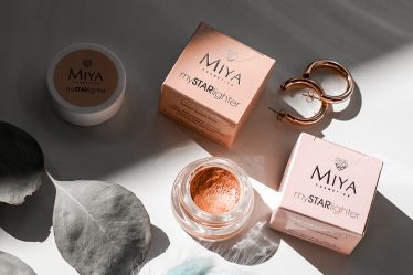 Miya Cosmetics rozświetlacze w kremie