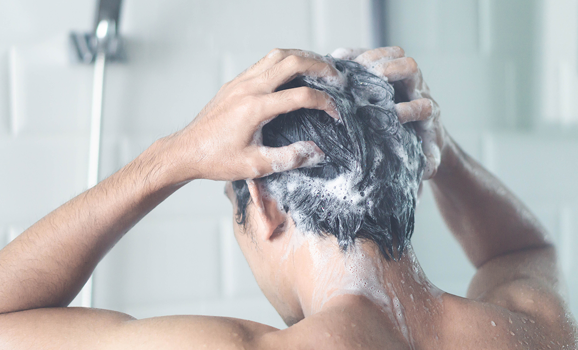 Szampon przeciw wypadaniu włosów dla mężczyzn