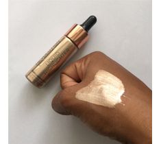 Makeup Revolution Liquid Highlighter – rozświetlacz w płynie Luminous Gold (18 ml)