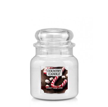 Country Candle średnia świeca zapachowa z dwoma knotami - Candy Cane Lane (453 g)