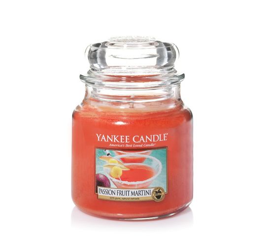 Yankee Candle – Świeca zapachowa średni słój Passion Fruit Martini (411 g)